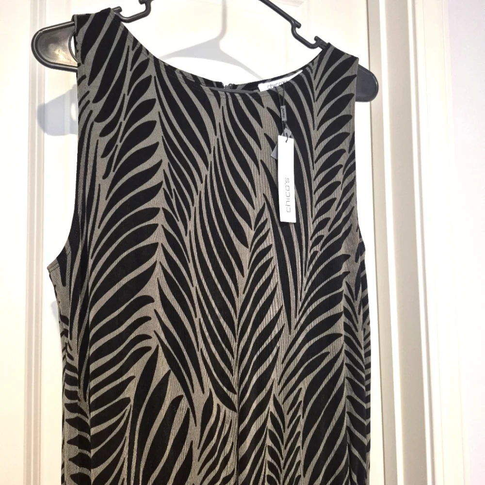 Chico's Olive & Black Sleeveless Jumpsuit Medium 1 NWT - Picture 5 of 10